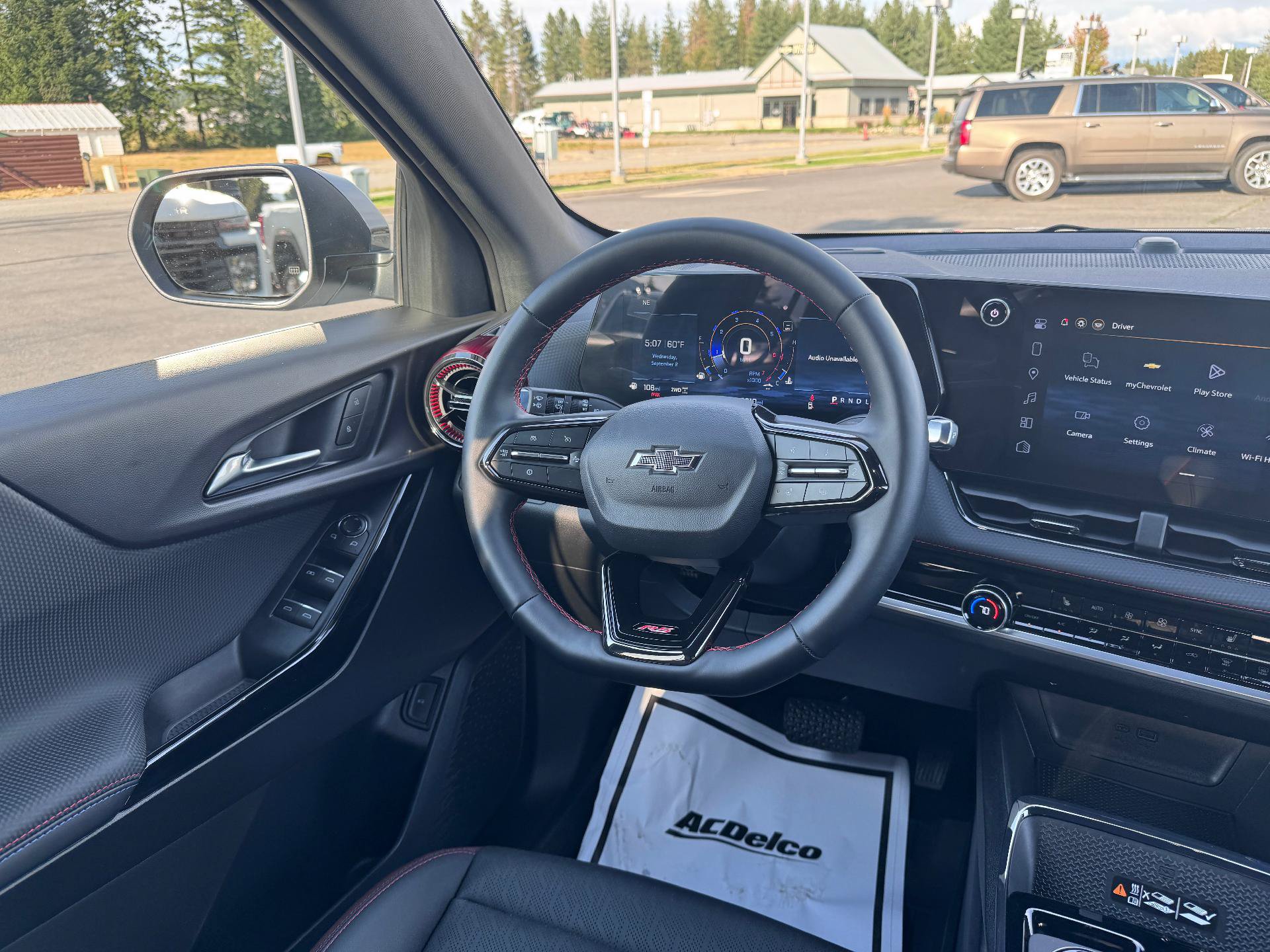 Used 2026 Chevrolet Equinox RS w/ Safety and Technology Package AWD/4WD image 23