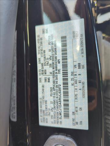 Used 2024 Lincoln Corsair AWD w/ Equipment Group 101A image 25