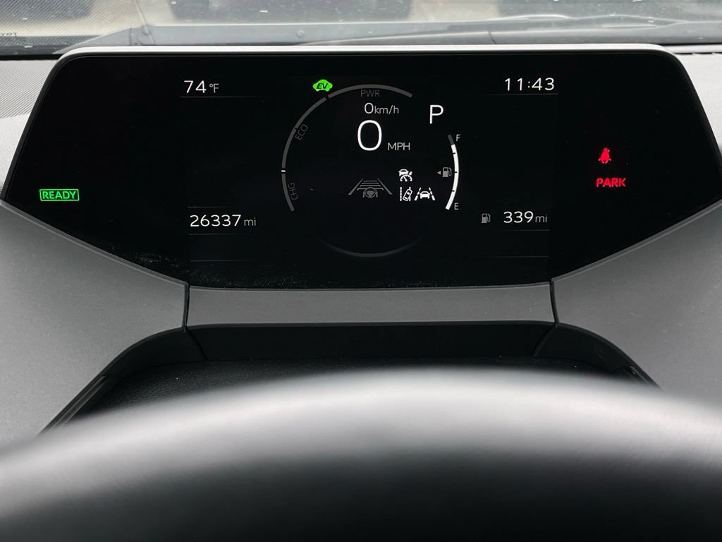 Used 2025 Toyota Prius Limited w/ Limited Premium Package FWD image 15