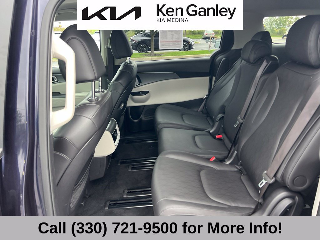 Certified 2024 Kia Carnival LX FWD image 47