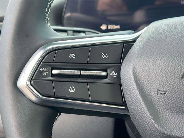 Used 2026 Chevrolet Traverse LT image 21