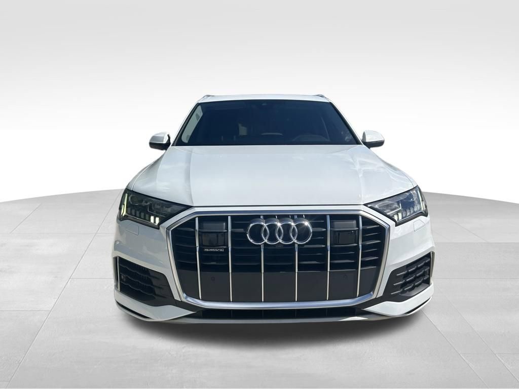 Used 2023 Audi Q7 3.0T Premium Plus w/ Premium Plus Package AWD/4WD image 8