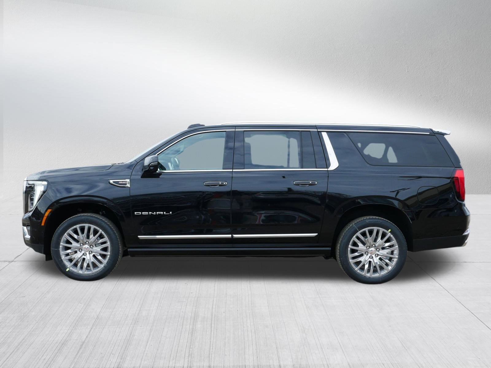 New 2026 GMC Yukon XL Denali w/ Sun & Power Step Package image 2