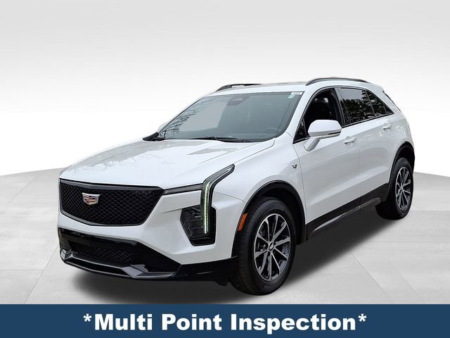 Used 2024 Cadillac XT4 Sport w/ Cold Weather Package image 4