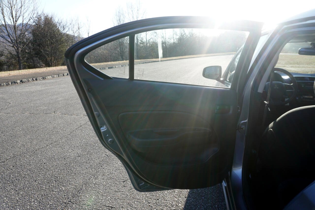 Used 2022 Mitsubishi Mirage G4 LE FWD image 16