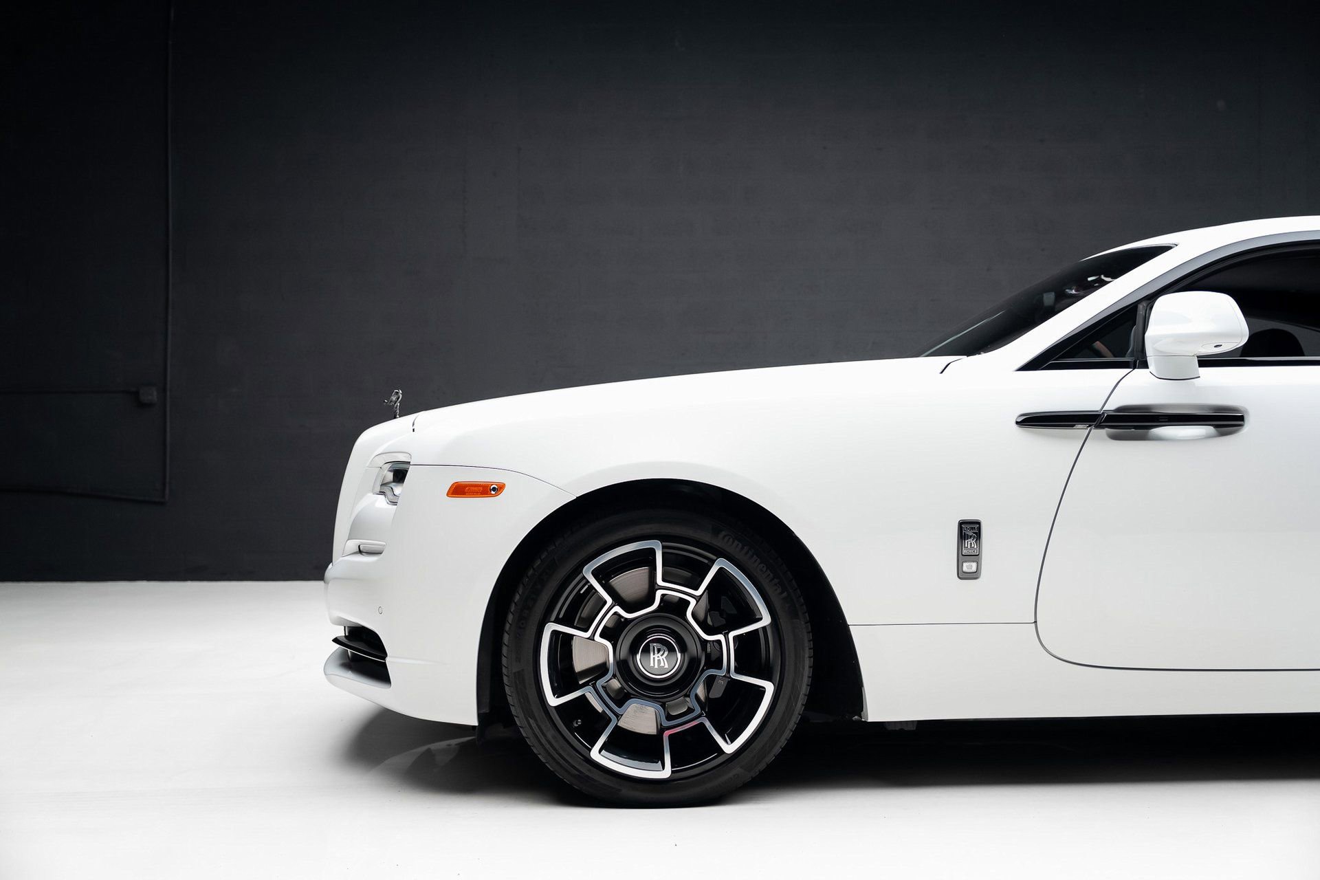 Used 2020 Rolls-Royce Wraith image 19
