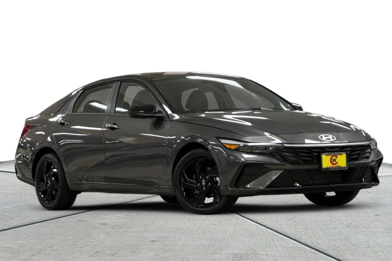 New 2026 Hyundai Elantra Sport FWD image 2