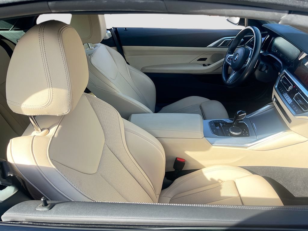 Used 2023 BMW M440i Convertible w/ Premium Package RWD image 31
