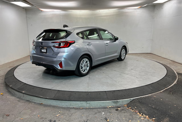 Used 2024 Subaru Impreza 2.0i image 5