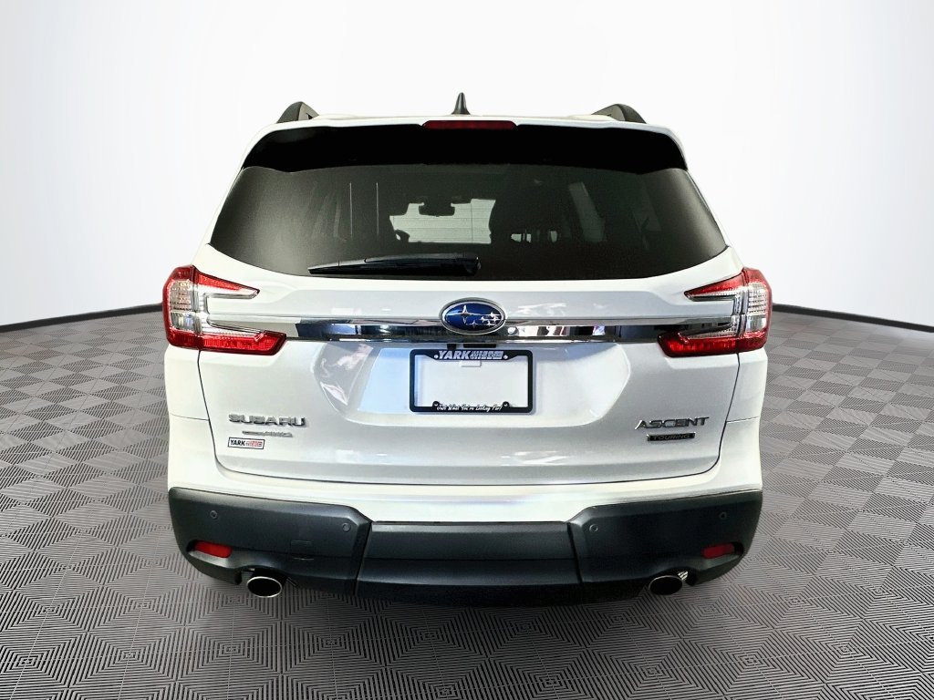 Used 2023 Subaru Ascent Touring AWD/4WD image 9