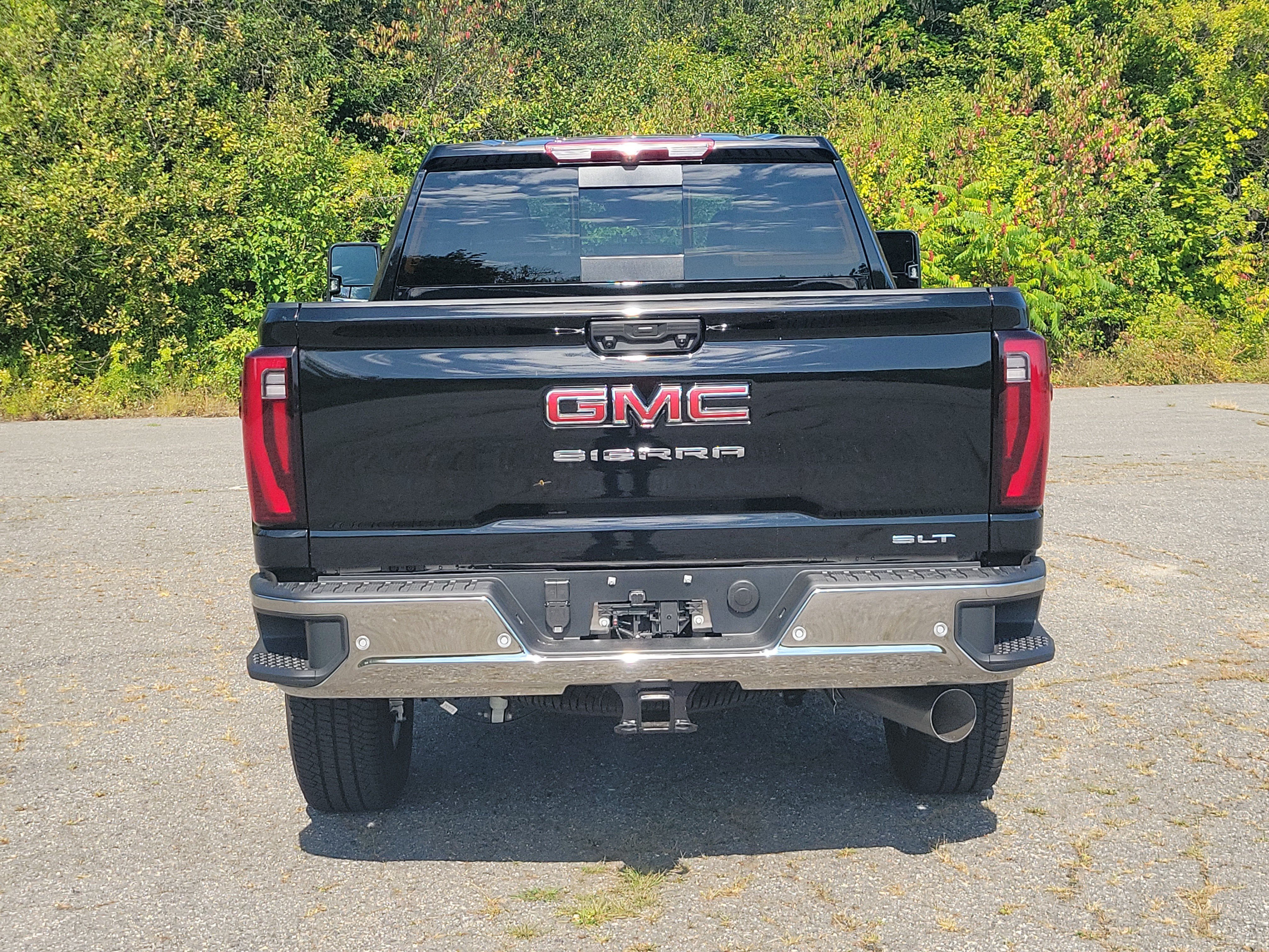 New 2026 GMC Sierra 3500 SLT w/ SLT Convenience Package AWD/4WD image 6