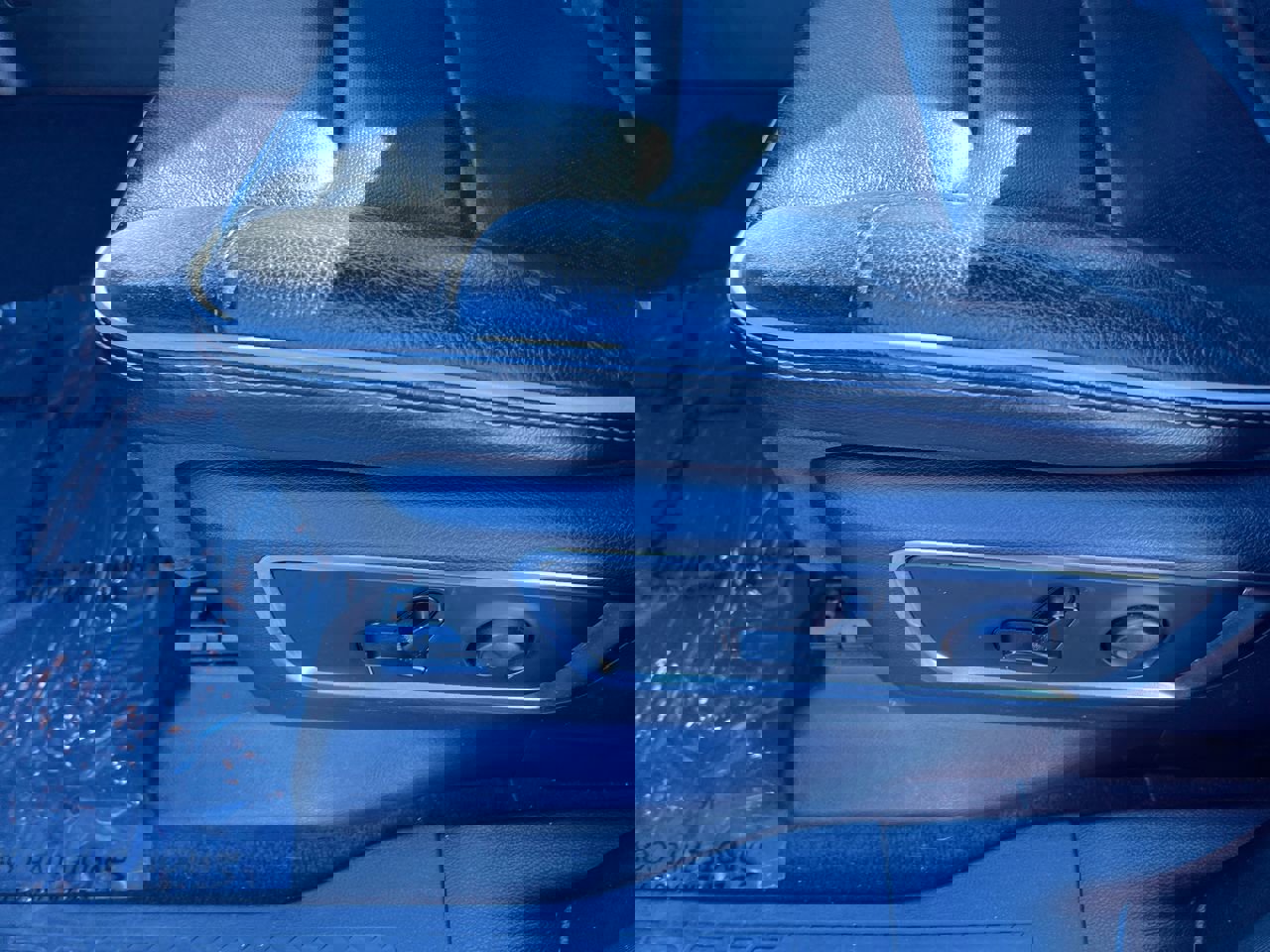 Used 2025 RAM 1500 Laramie image 13