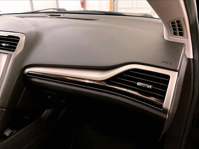 Used 2015 Ford Fusion SE w/ Equipment Group 202A AWD/4WD image 15