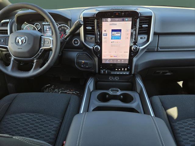 New 2026 RAM 3500 Big Horn AWD/4WD image 17