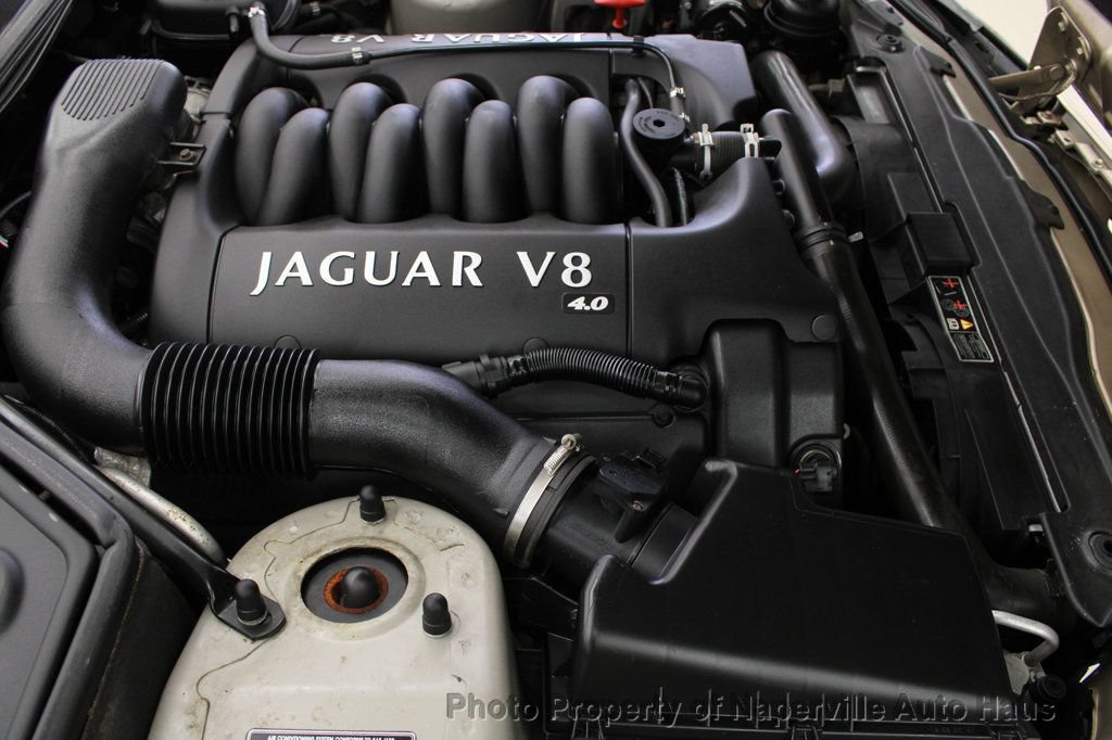 Used 2002 Jaguar XK8 Convertible RWD image 40
