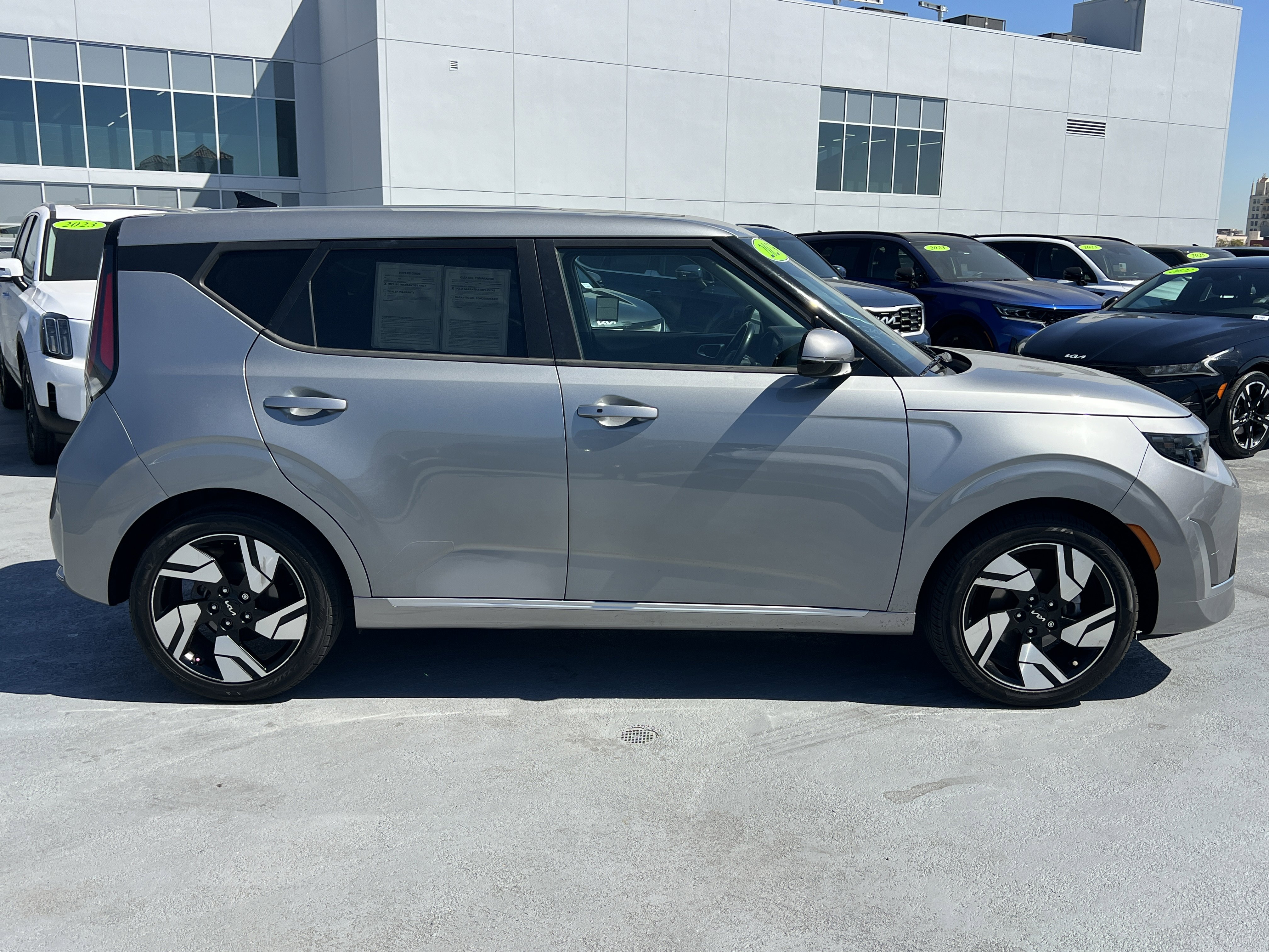 Used 2023 Kia Soul GT-Line image 9