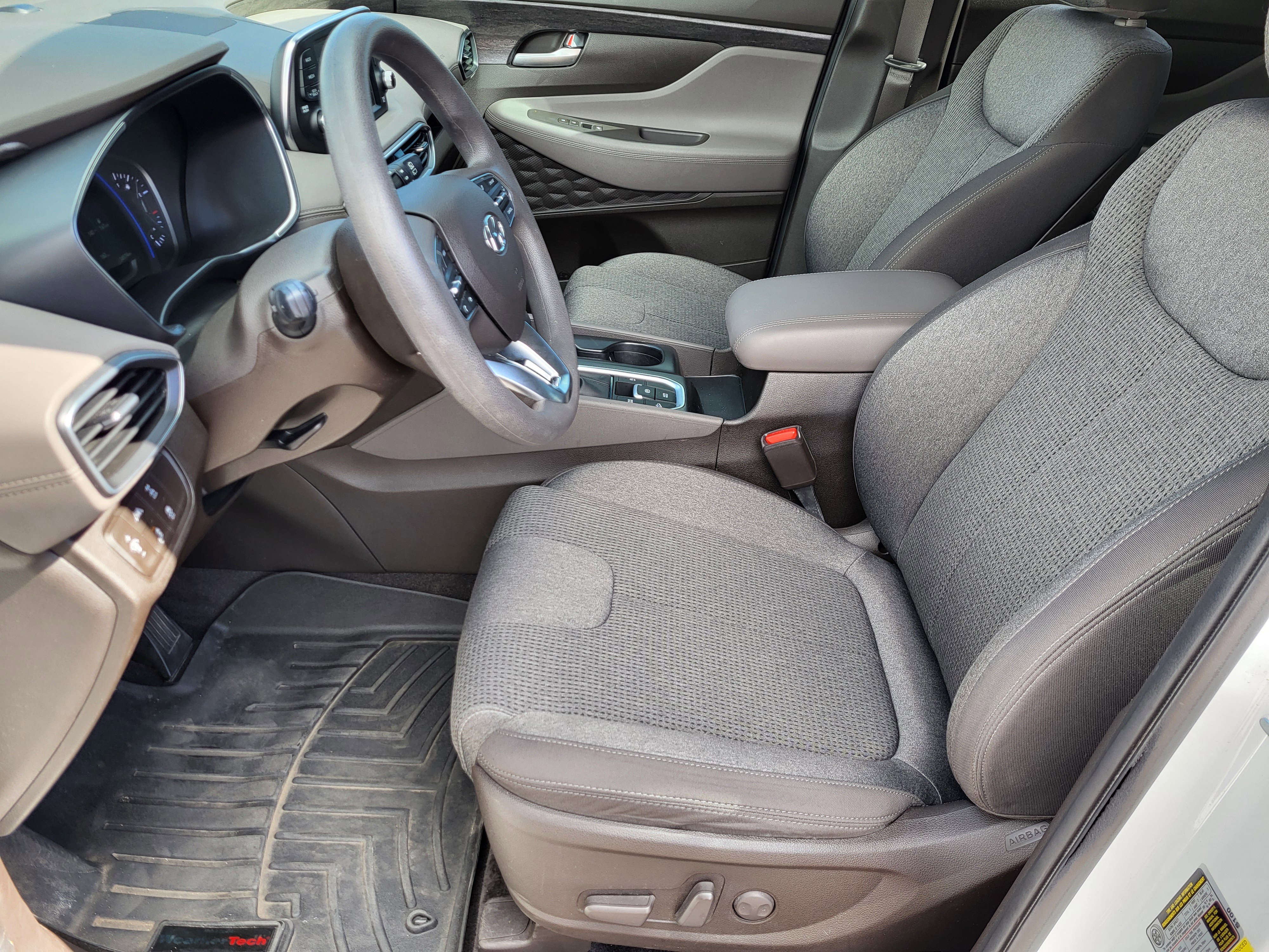 Used 2019 Hyundai Santa Fe SEL image 8