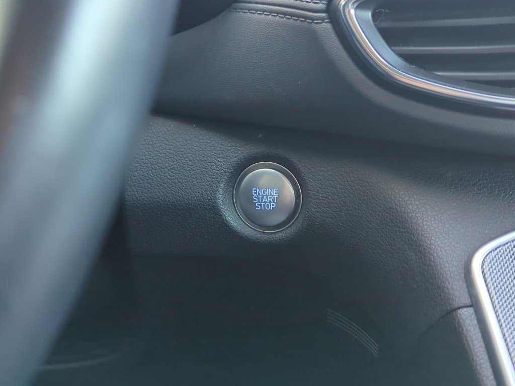 Used 2023 Hyundai Santa Fe SEL image 21