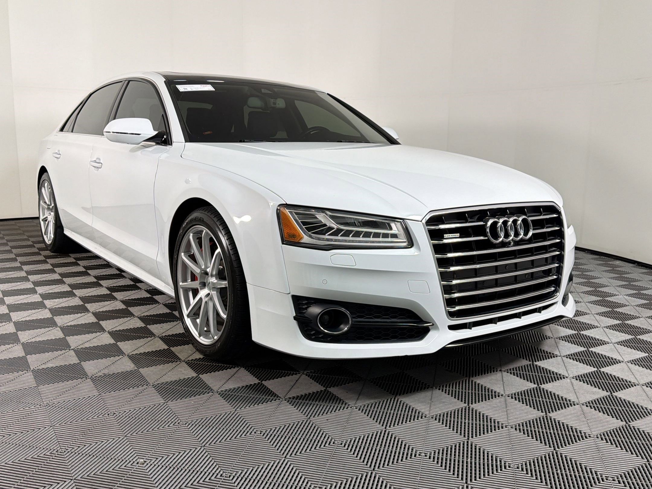 Used 2018 Audi A8 L 3.0T w/ Executive Package AWD/4WD image 19