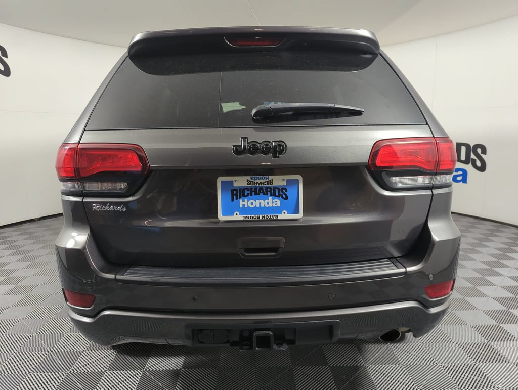 Used 2021 Jeep Grand Cherokee Laredo X RWD image 4