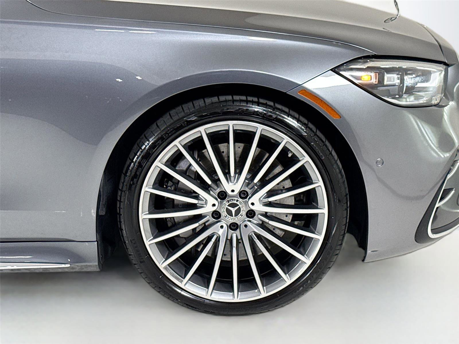 Used 2023 Mercedes-Benz S 500 4MATIC w/ AMG Line image 40