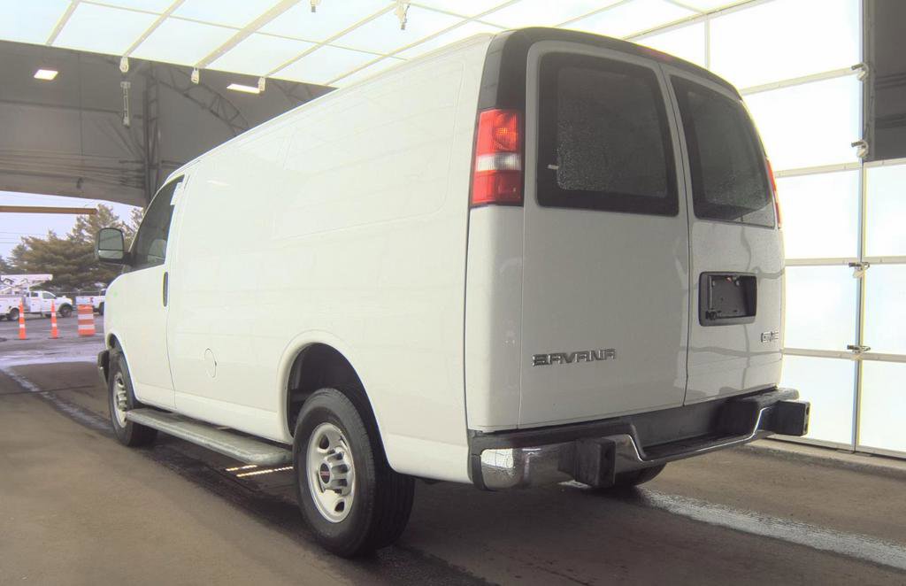 Used 2024 GMC Savana 2500 w/ Driver Convenience Package RWD image 8