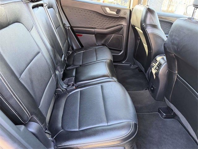 Used 2020 Ford Escape Titanium image 12