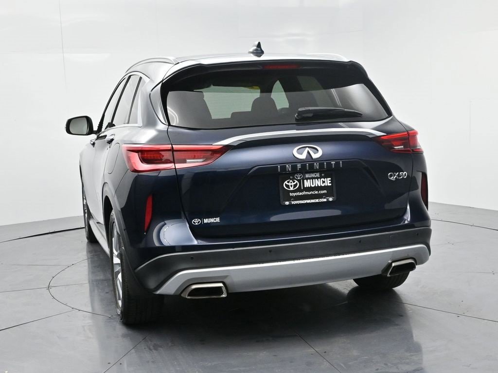 Used 2019 INFINITI QX50 Essential w/ Premium Audio Package image 6