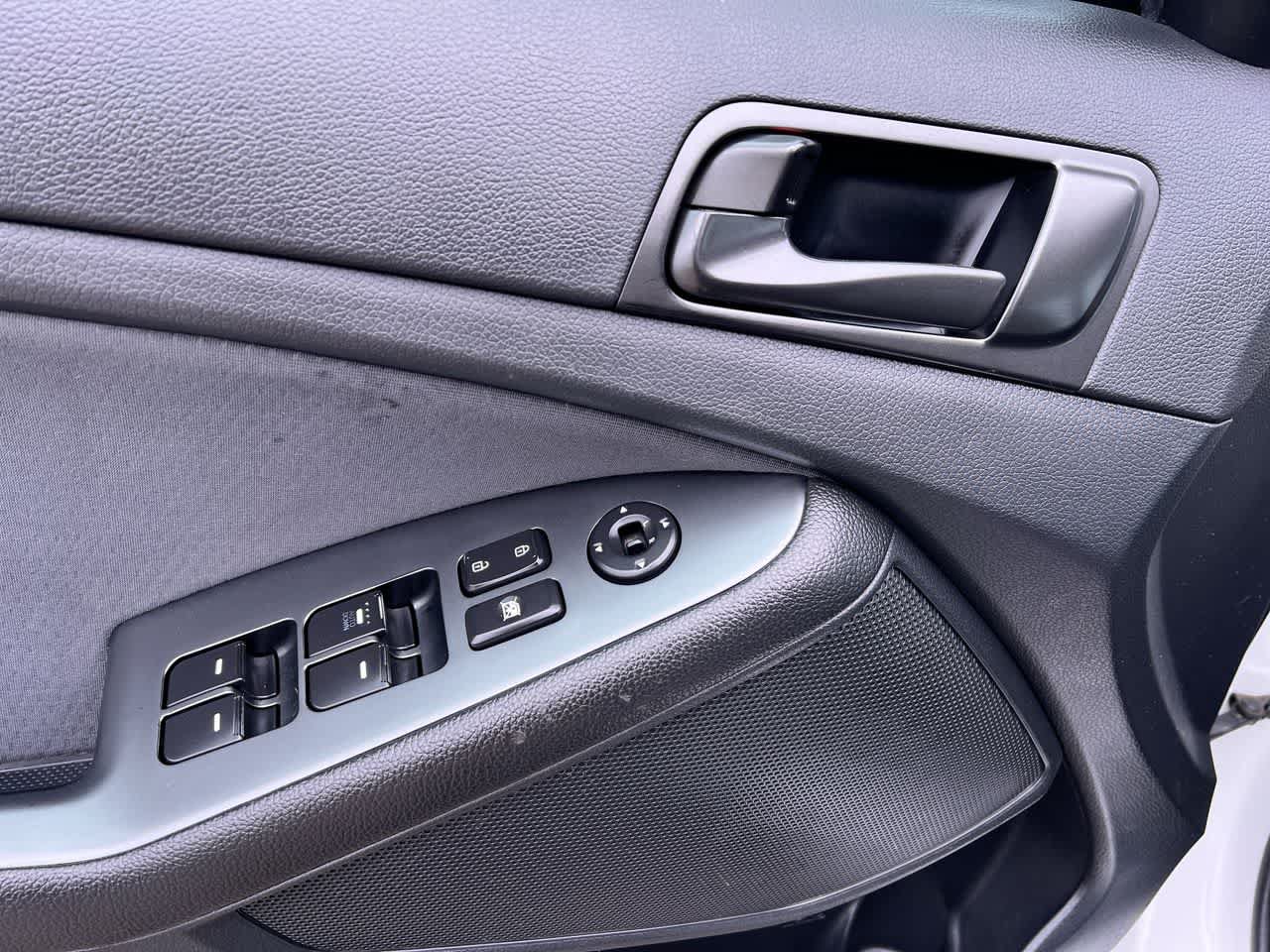 Used 2015 Kia Optima LX FWD image 13