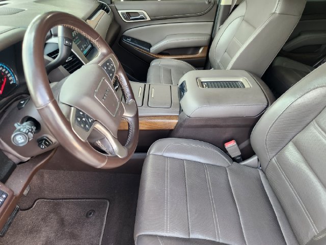 Used 2020 GMC Yukon Denali w/ Open Road Package AWD/4WD image 12