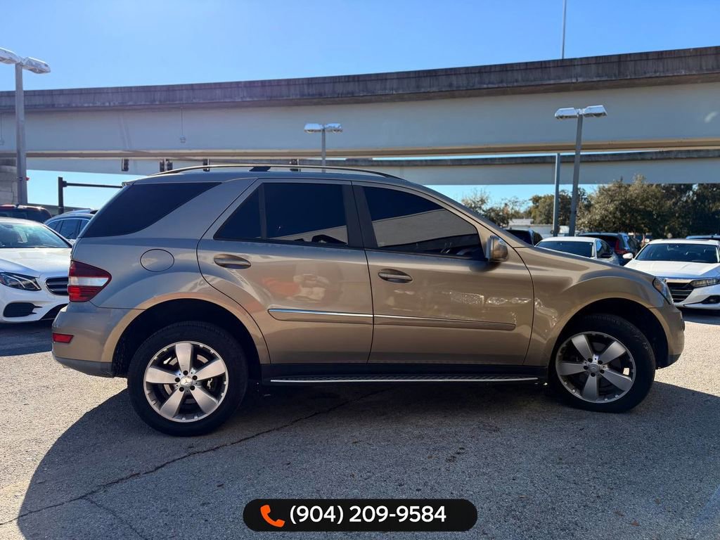 Used 2009 Mercedes-Benz ML 350 4MATIC image 10