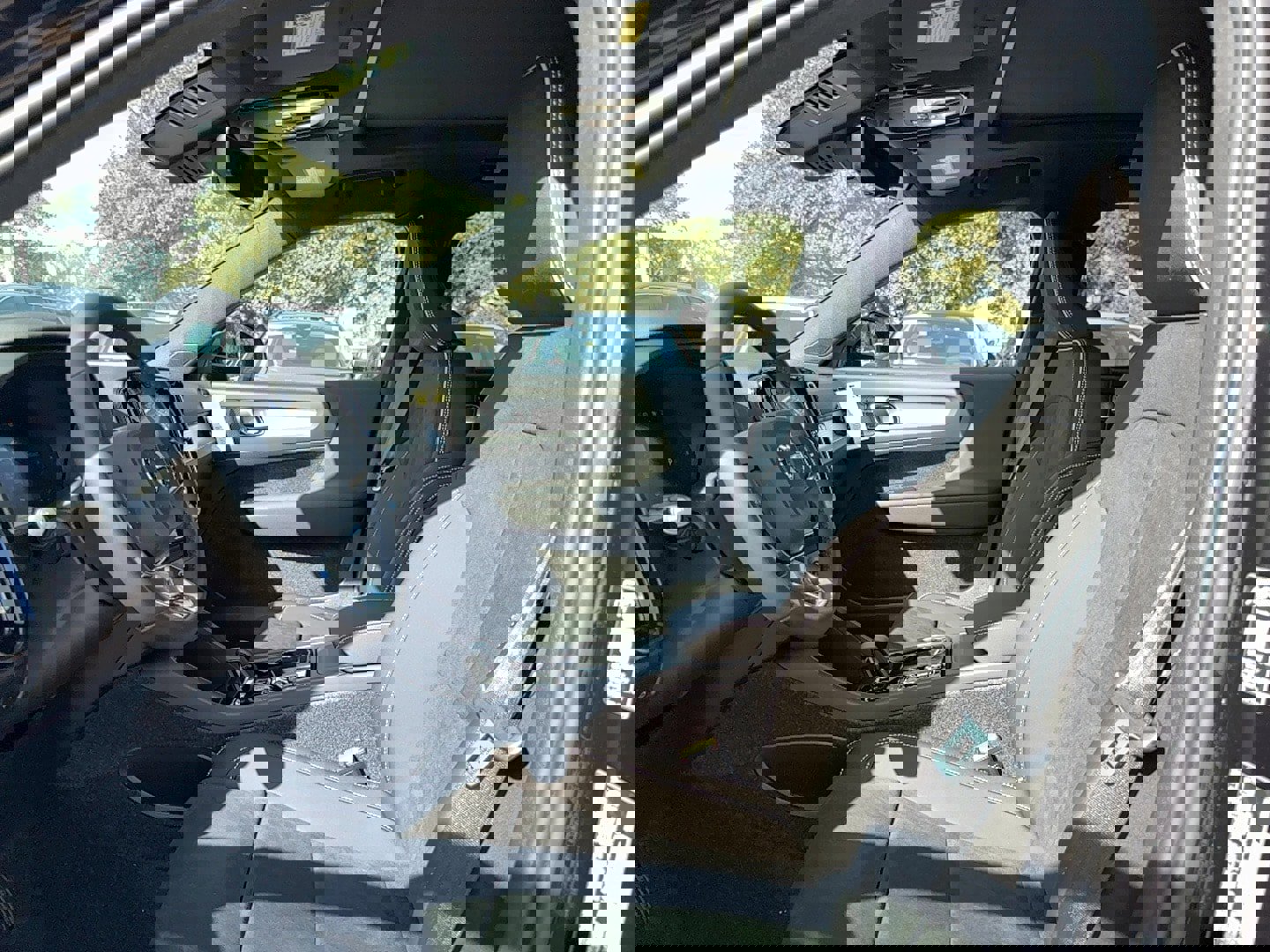 New 2026 Volvo XC40 B5 Ultra w/ Climate Package image 11