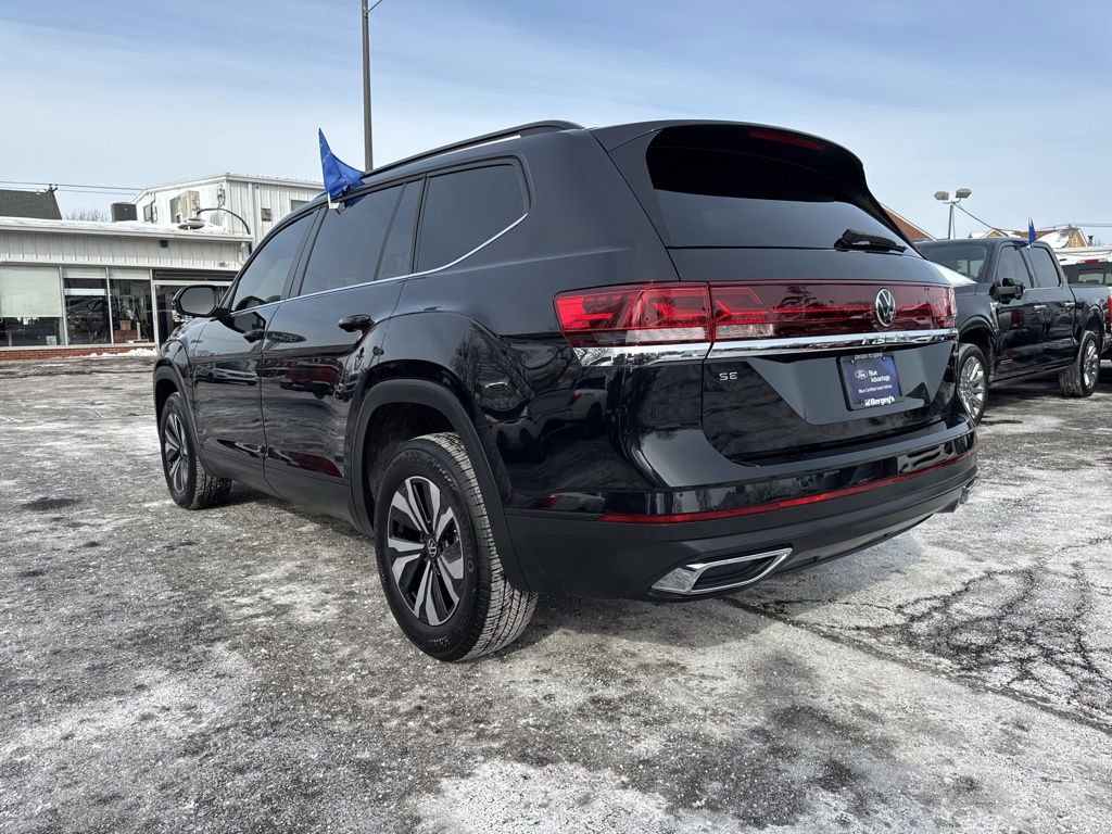 Used 2024 Volkswagen Atlas SE image 6