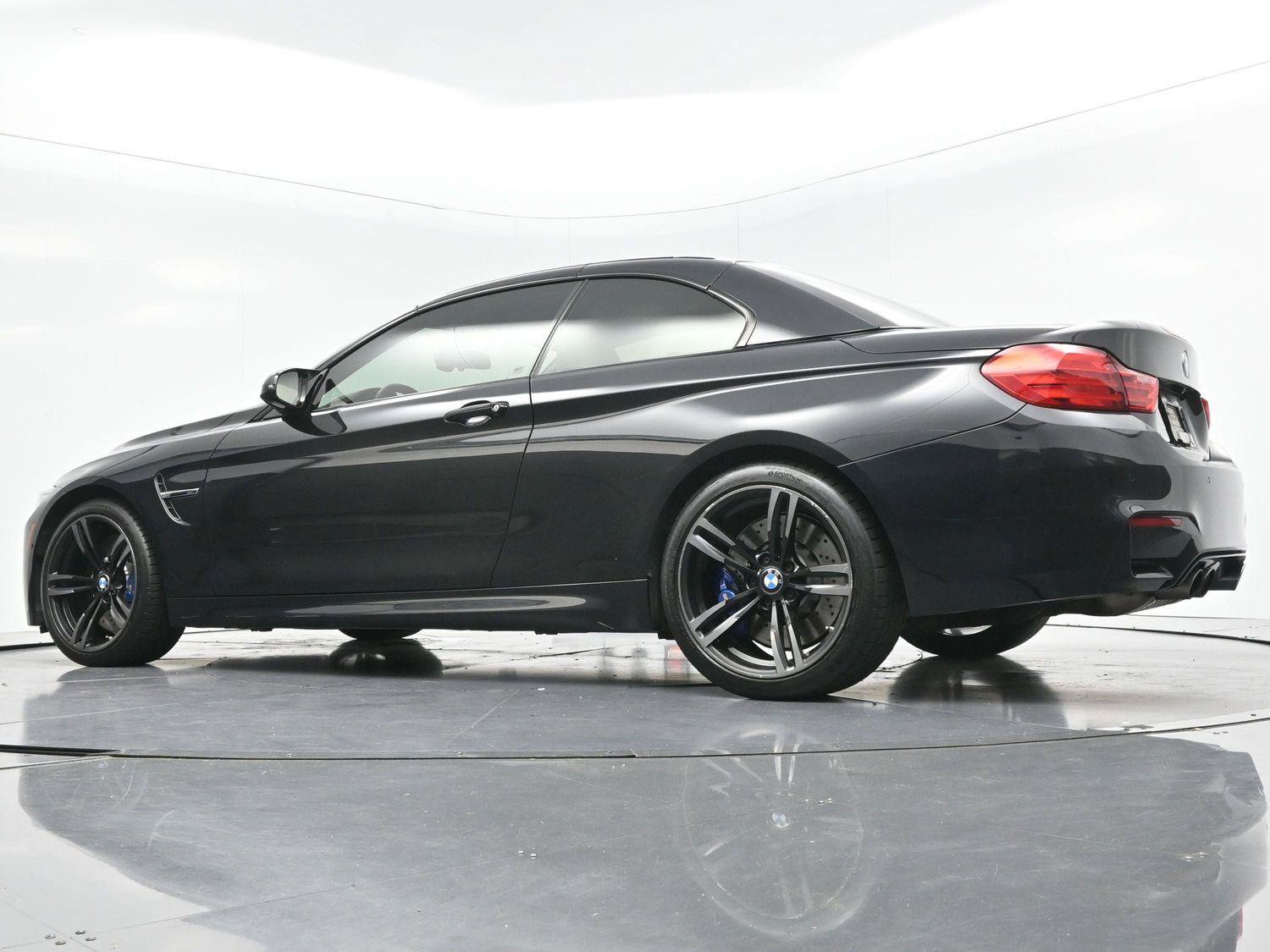 Used 2015 BMW M4 Convertible RWD image 47