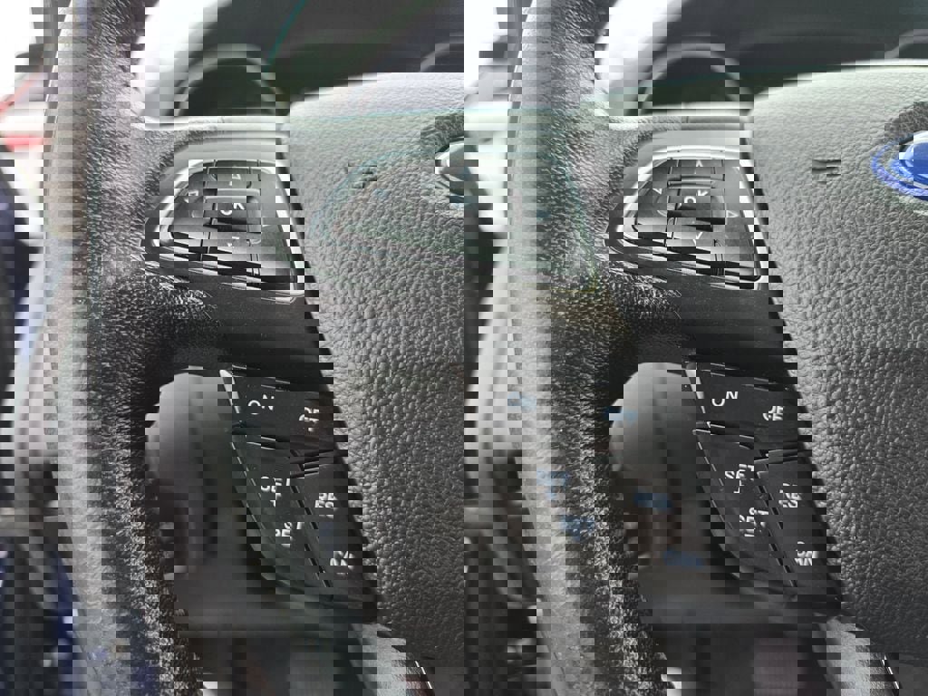 Used 2016 Ford Focus SE w/ Equipment Group 201A image 18