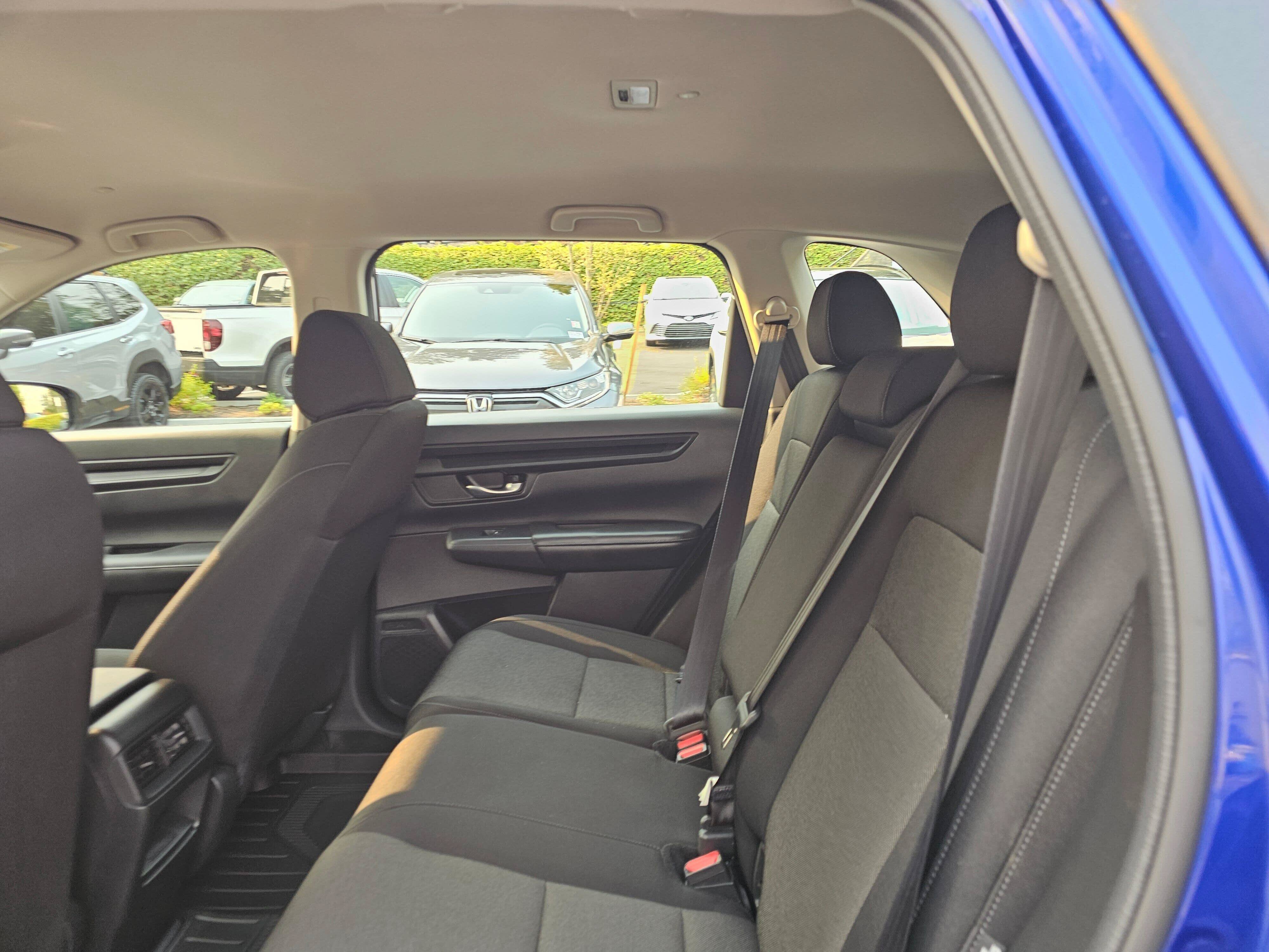 Used 2023 Honda CR-V LX image 19