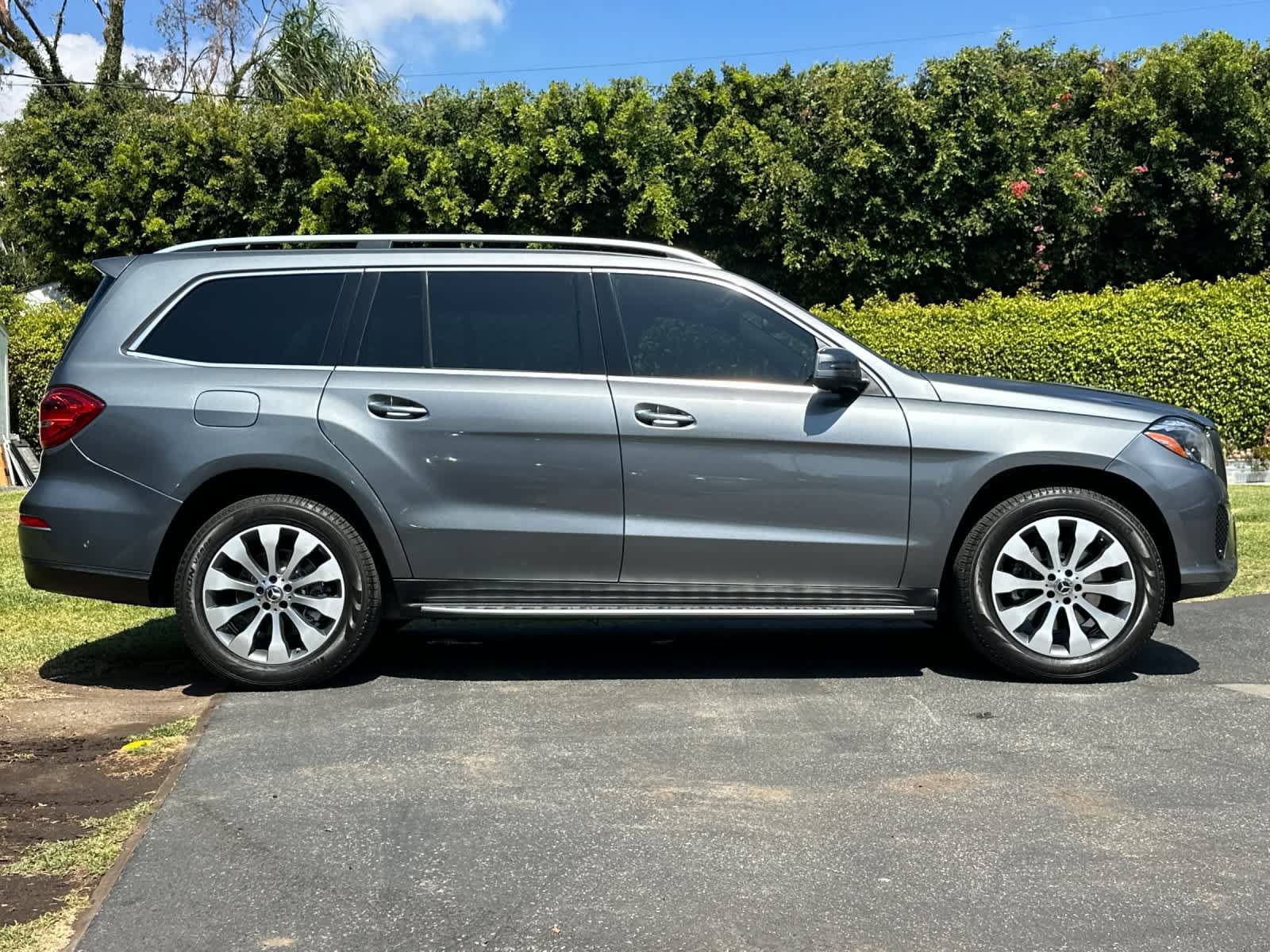 Used 2019 Mercedes-Benz GLS 450 4MATIC image 9