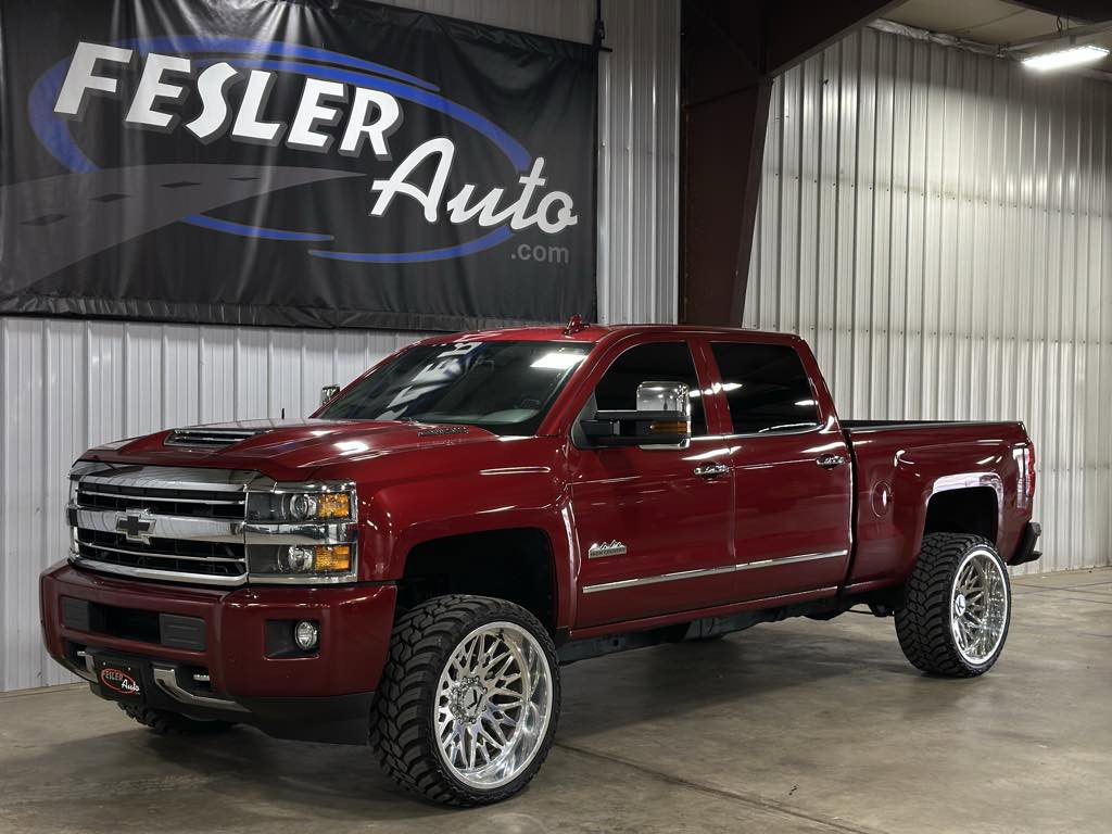 Used 2018 Chevrolet Silverado 2500 High Country w/ Duramax Plus Package image 3