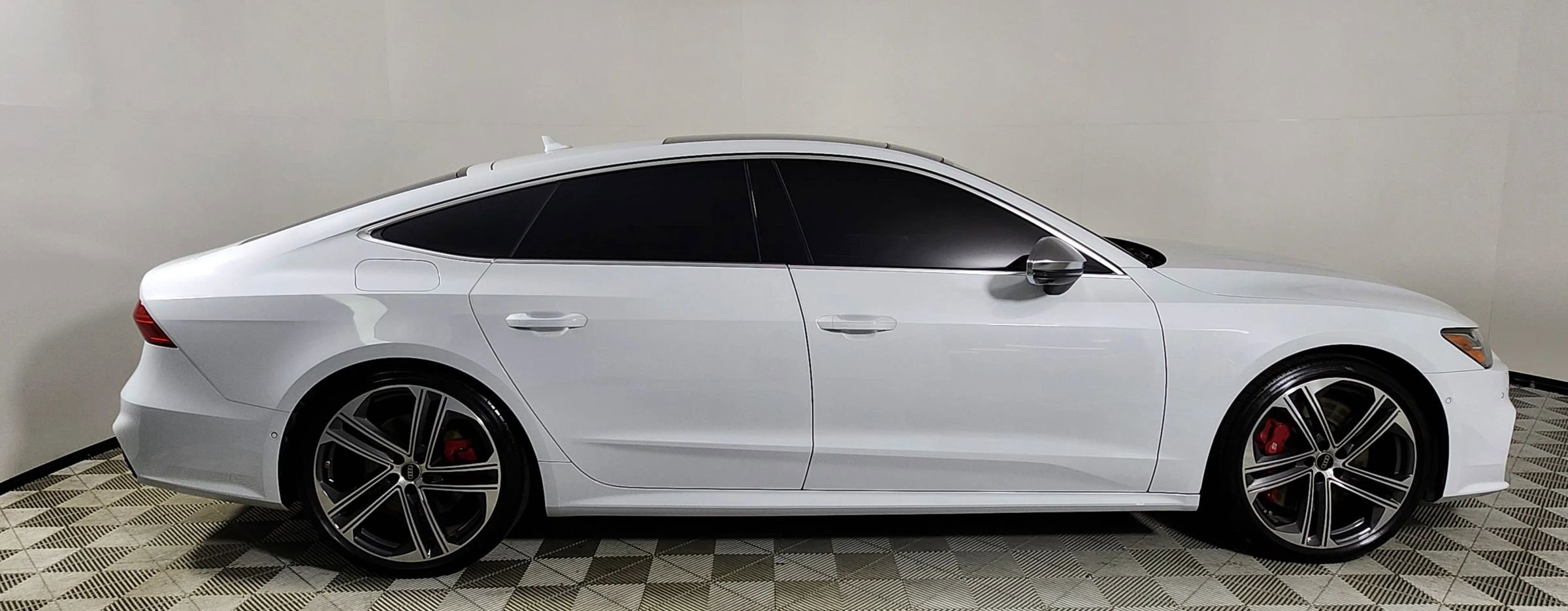 Used 2024 Audi S7 Prestige w/ Prestige Package image 8