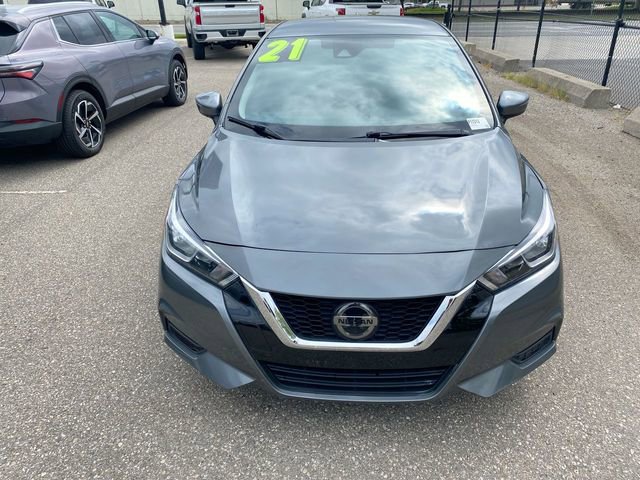 Used 2021 Nissan Versa SV FWD image 13
