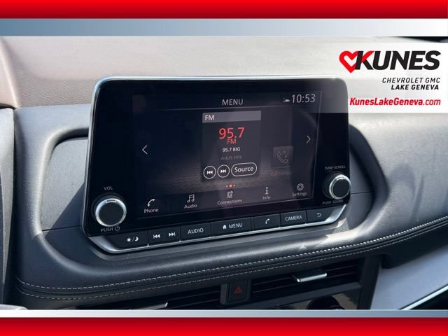 Used 2023 Nissan Rogue SV FWD image 16