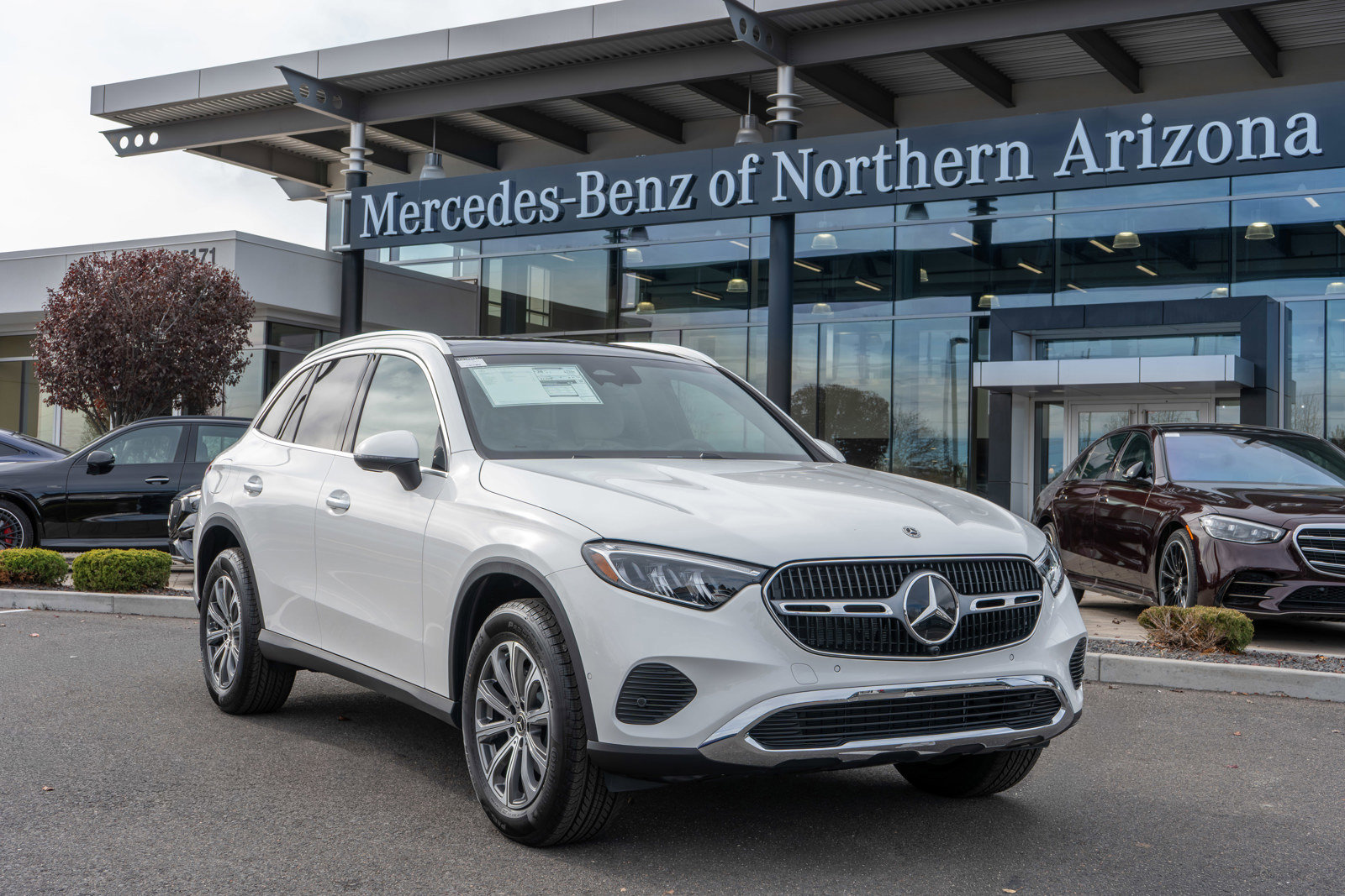 New 2026 Mercedes-Benz GLC 300 4MATIC image 1
