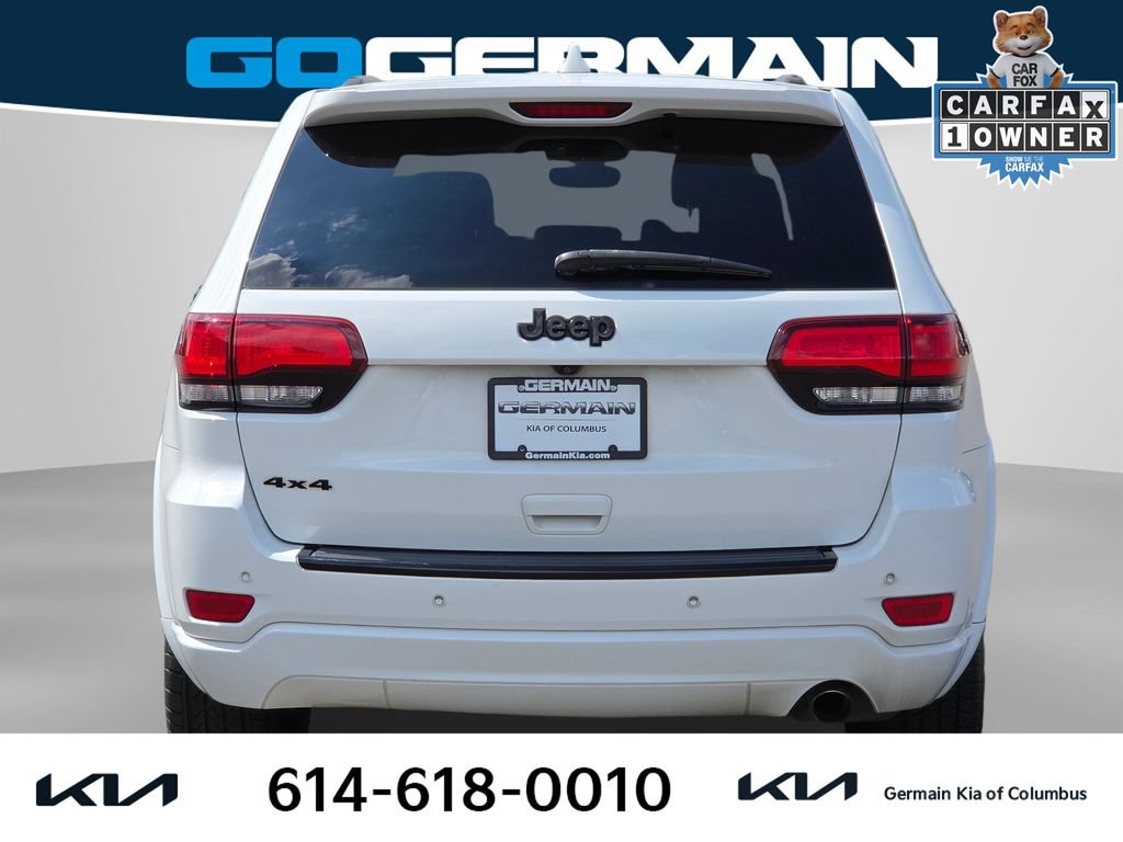 Used 2017 Jeep Grand Cherokee Altitude AWD/4WD image 9
