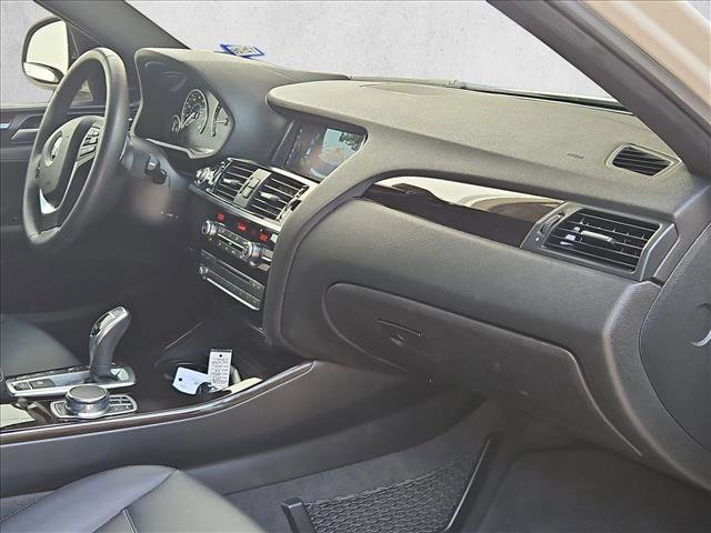 Used 2018 BMW X4 xDrive28i AWD/4WD image 18