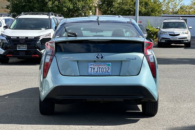Used 2017 Toyota Prius Three FWD image 5