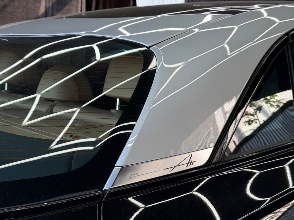 Used 2024 Lucid Air Touring image 17