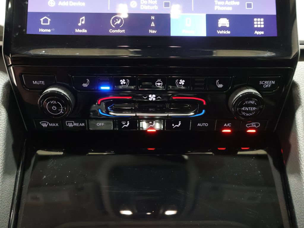 Certified 2023 Jeep Grand Cherokee L Limited w/ Luxury Tech Group II AWD/4WD image 39