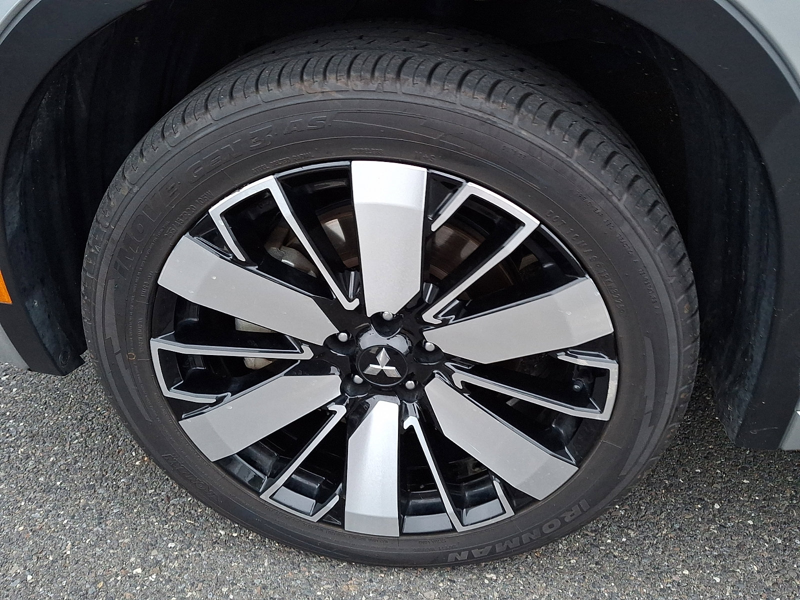 Used 2025 Mitsubishi Outlander SEL AWD/4WD image 8