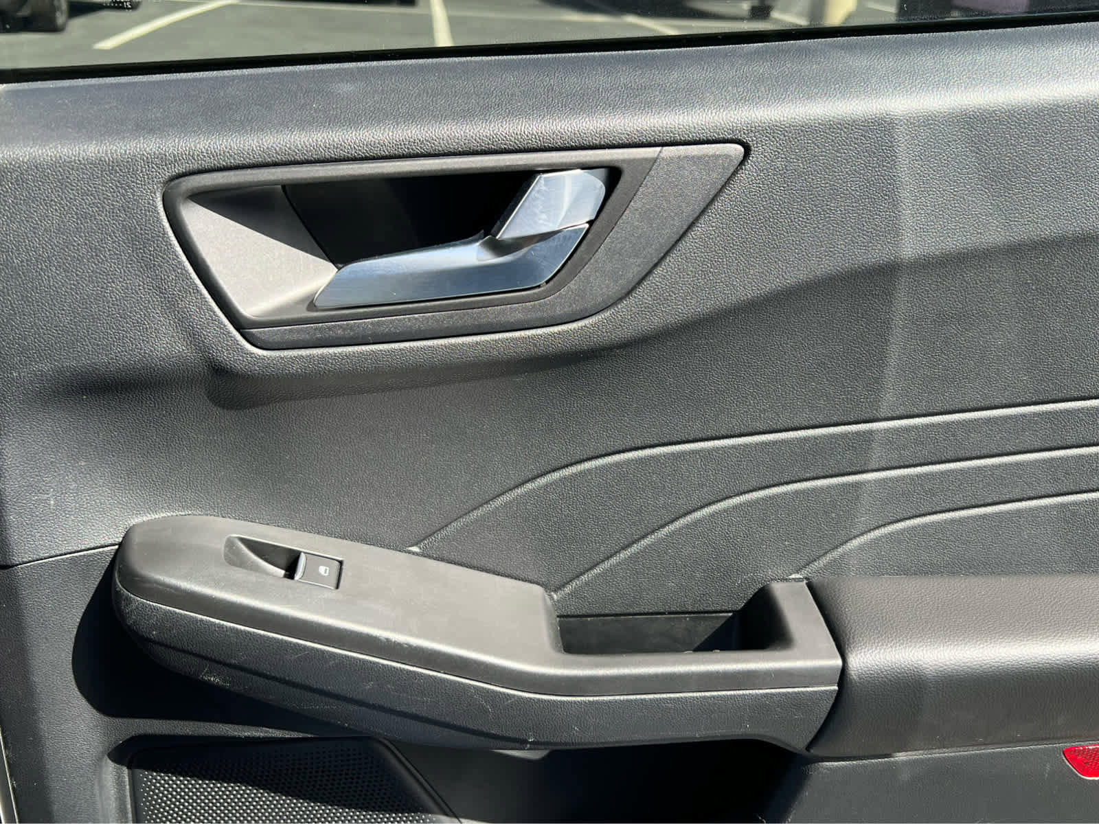 Used 2021 Ford Escape SE w/ Cold Weather Package image 22