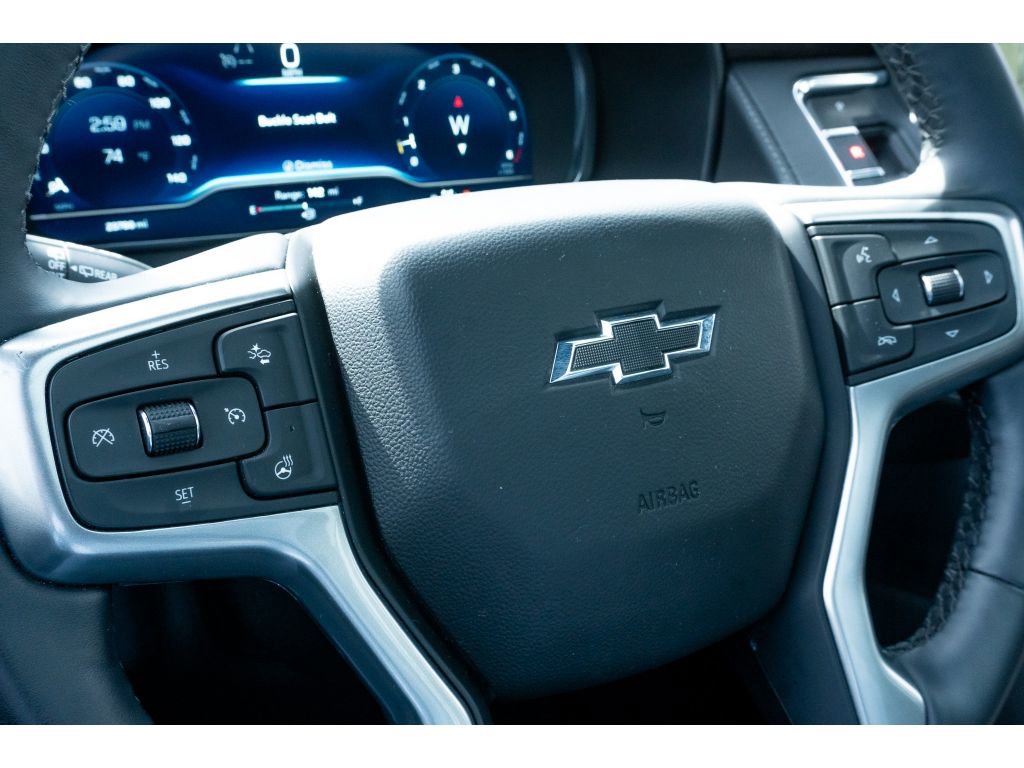 Used 2024 Chevrolet Tahoe Z71 w/ Luxury Package AWD/4WD image 33